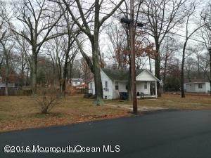 Property for Sale at 239 Highwood Road Oakhurst, New Jersey 07755 United States