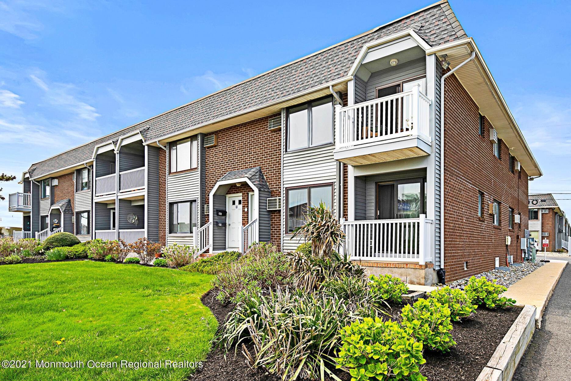 Apartments at 1382 Ocean Avenue Sea Bright, New Jersey 07760 United States