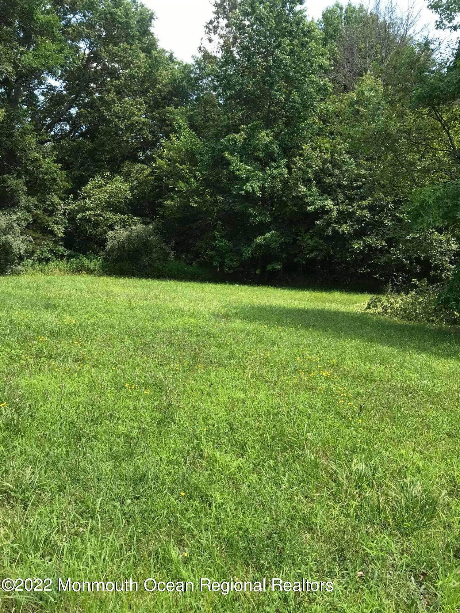 3. Land for Sale at Tennent Road Manalapan, New Jersey 07726 United States