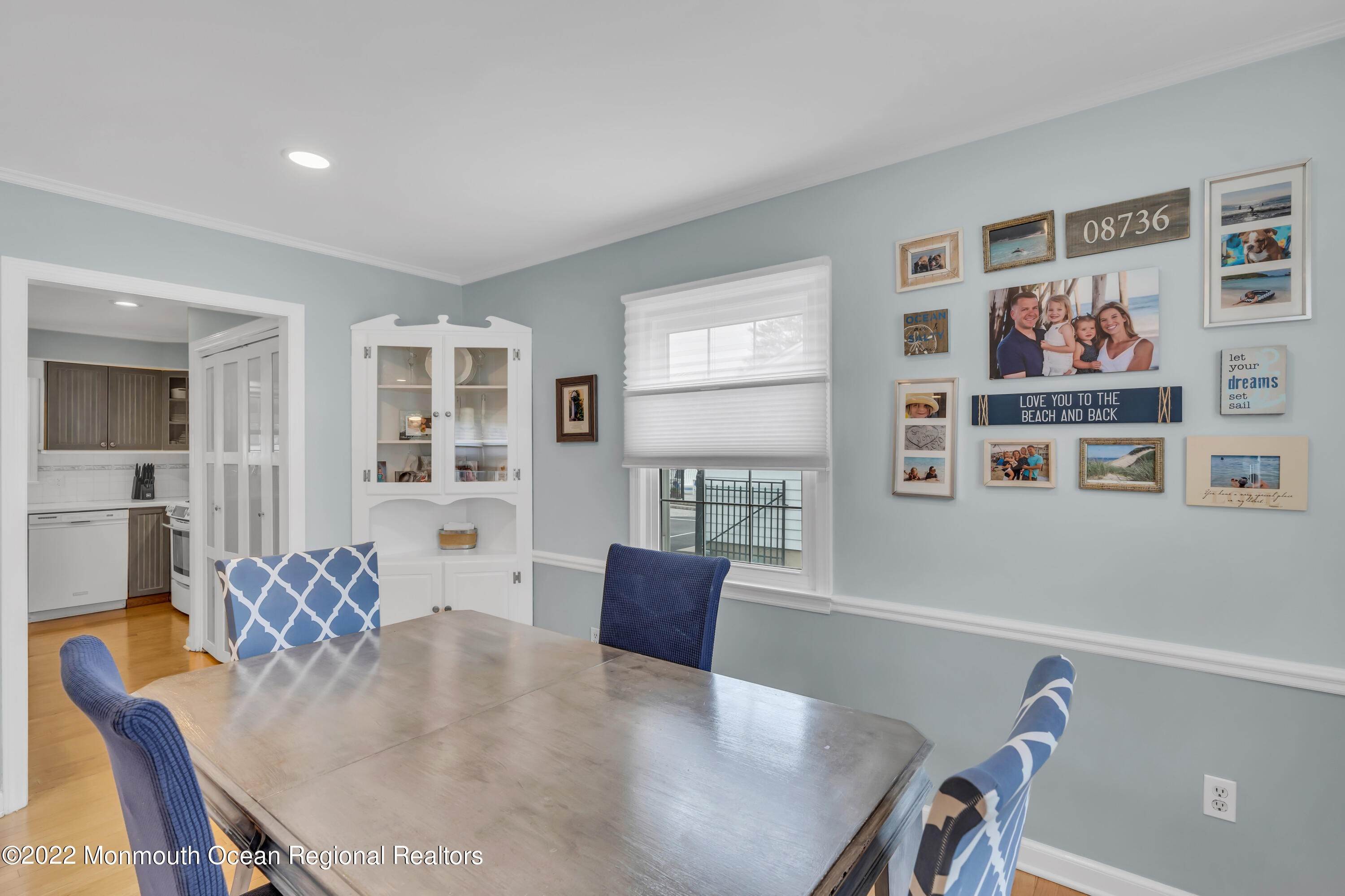 10. Single Family Homes for Sale at 14 James Place Manasquan, New Jersey 08736 United States