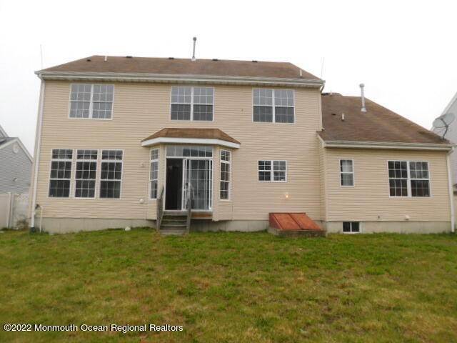 15. Single Family Homes for Sale at 28 David Drive Barnegat, New Jersey 08005 United States