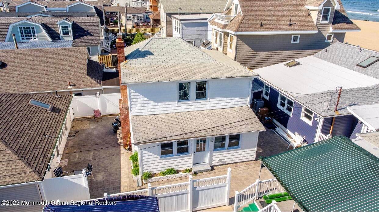 2. Condominiums for Sale at 171A Beachfront Manasquan, New Jersey 08736 United States