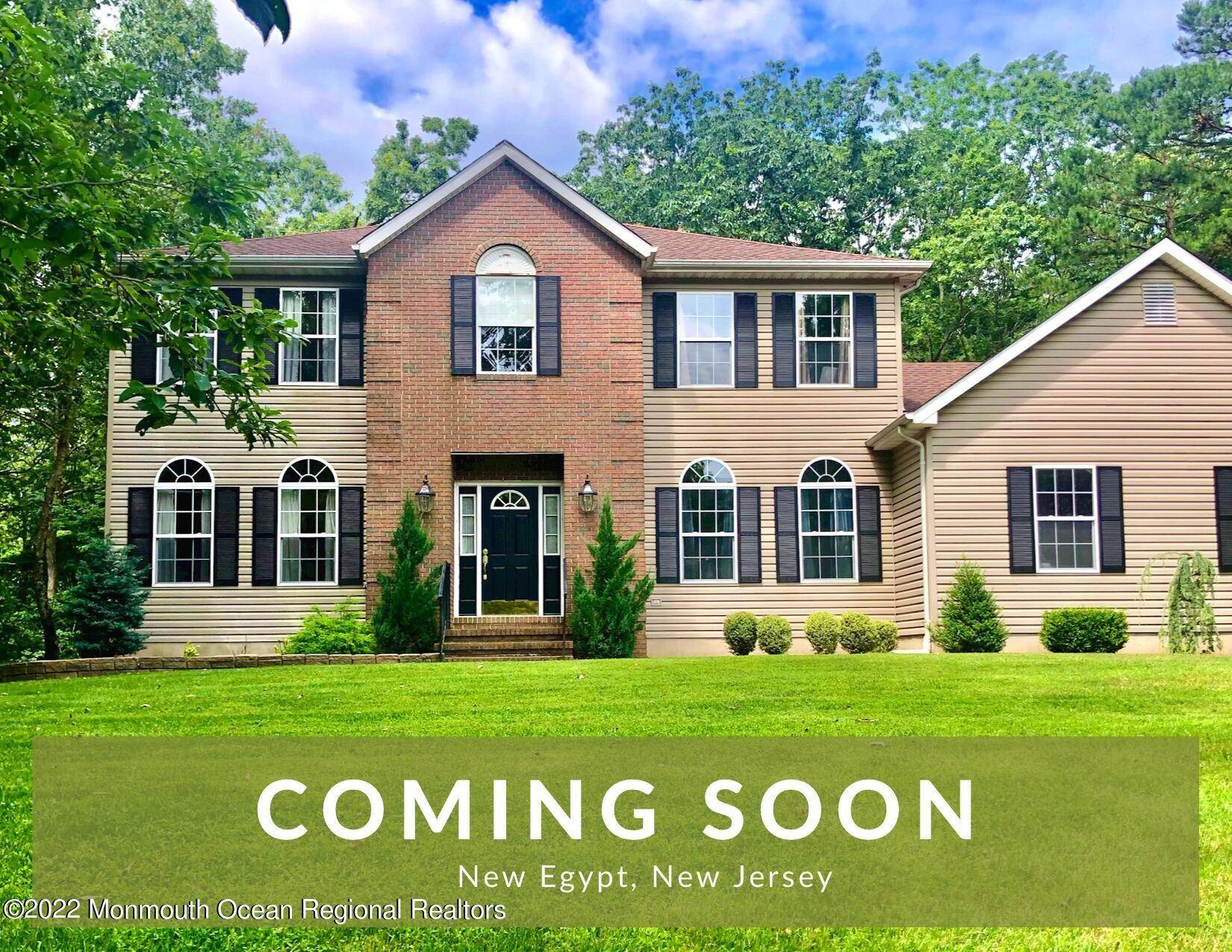 Single Family Homes for Sale at 3 Oak Leaf Drive New Egypt, New Jersey 08533 United States