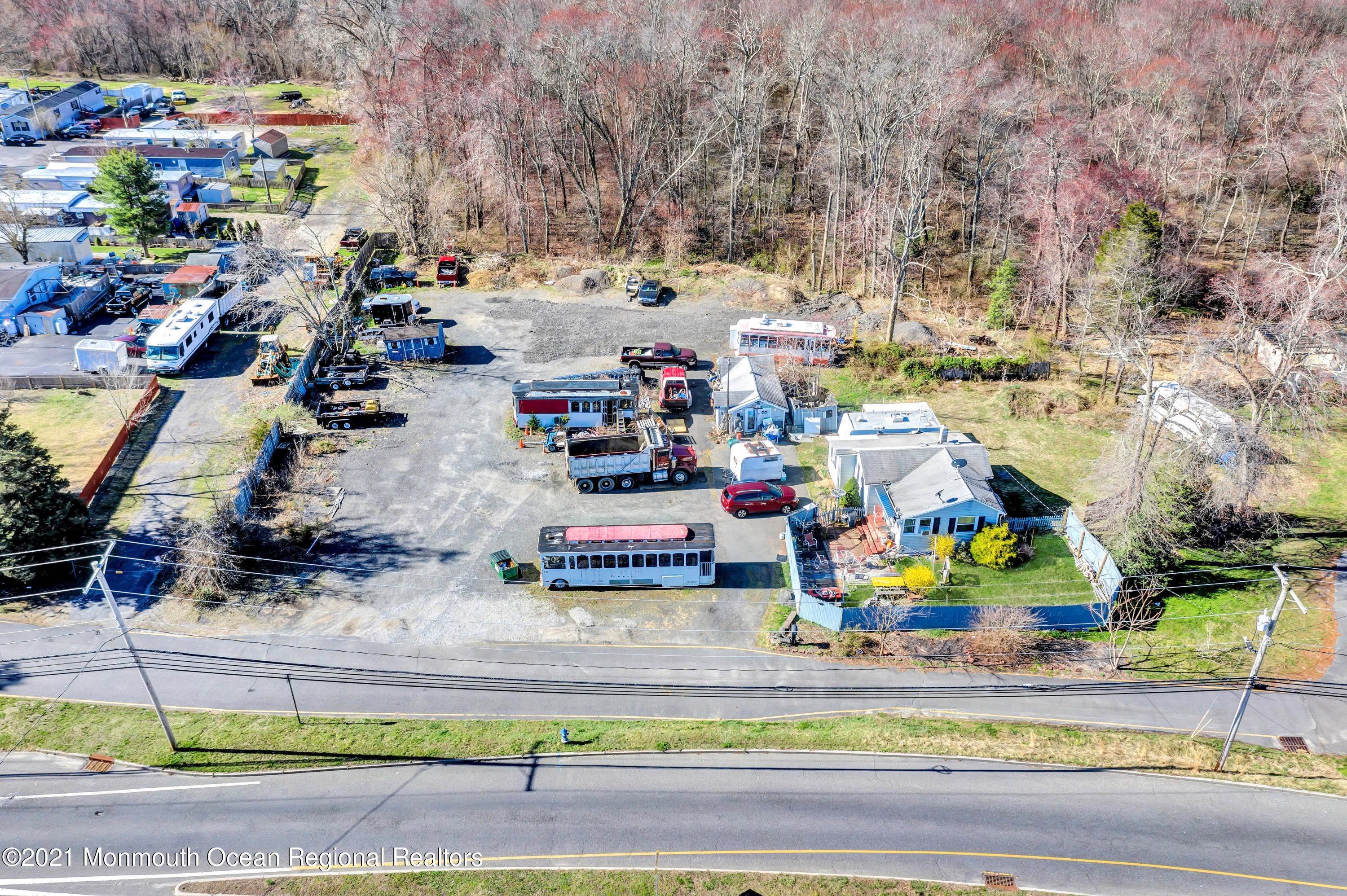Commercial for Sale at 647 N County Line Road Jackson, New Jersey 08527 United States