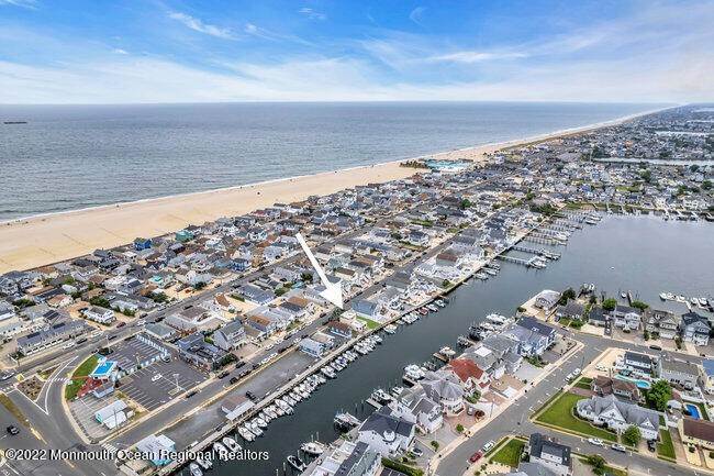 6. Single Family Homes for Sale at 113 Randall Avenue Point Pleasant Beach, New Jersey 08742 United States