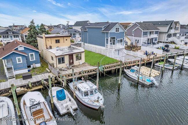 7. Single Family Homes for Sale at 113 Randall Avenue Point Pleasant Beach, New Jersey 08742 United States