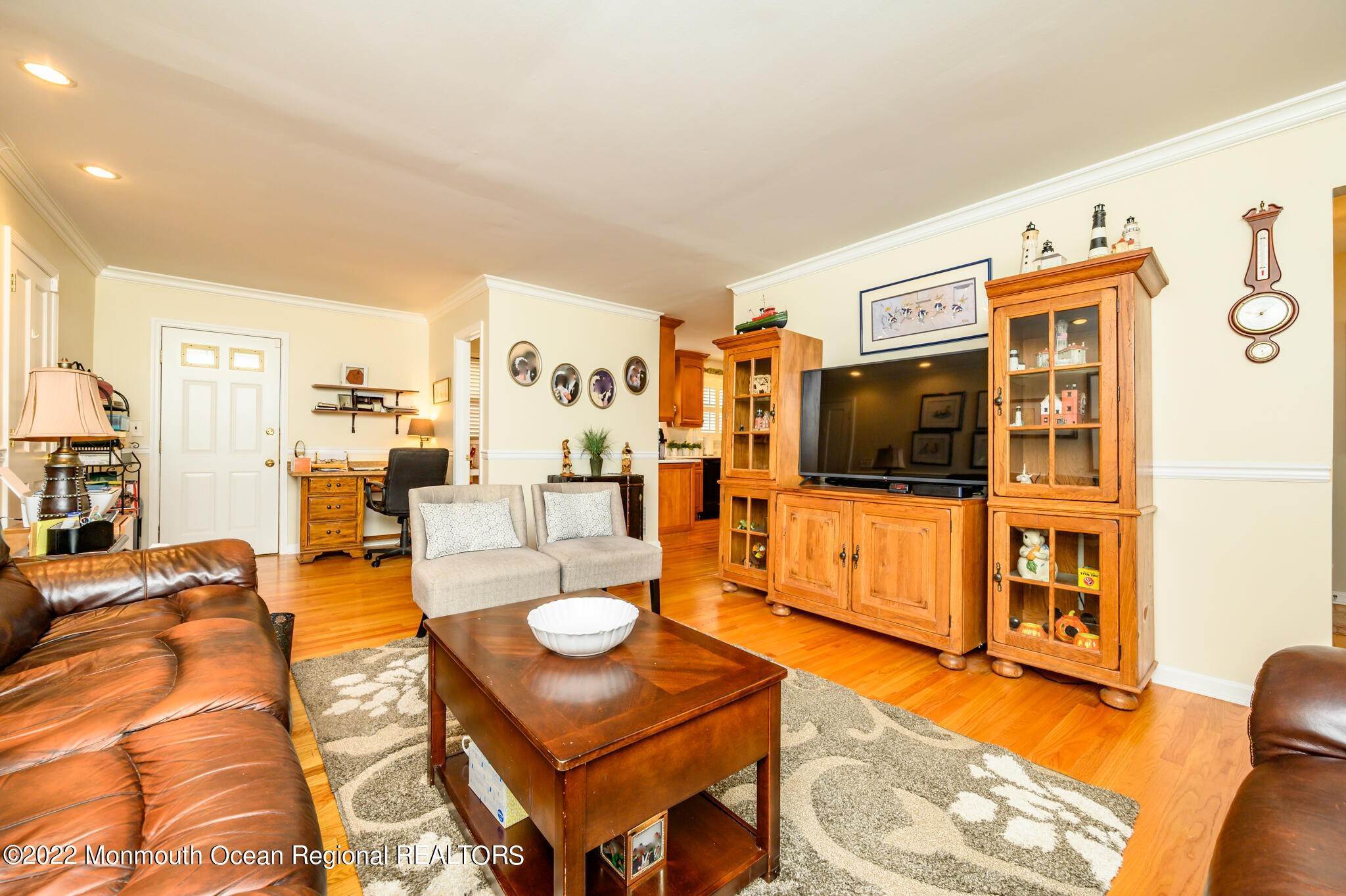 18. Single Family Homes for Sale at 218 Atlantic Avenue Point Pleasant Beach, New Jersey 08742 United States