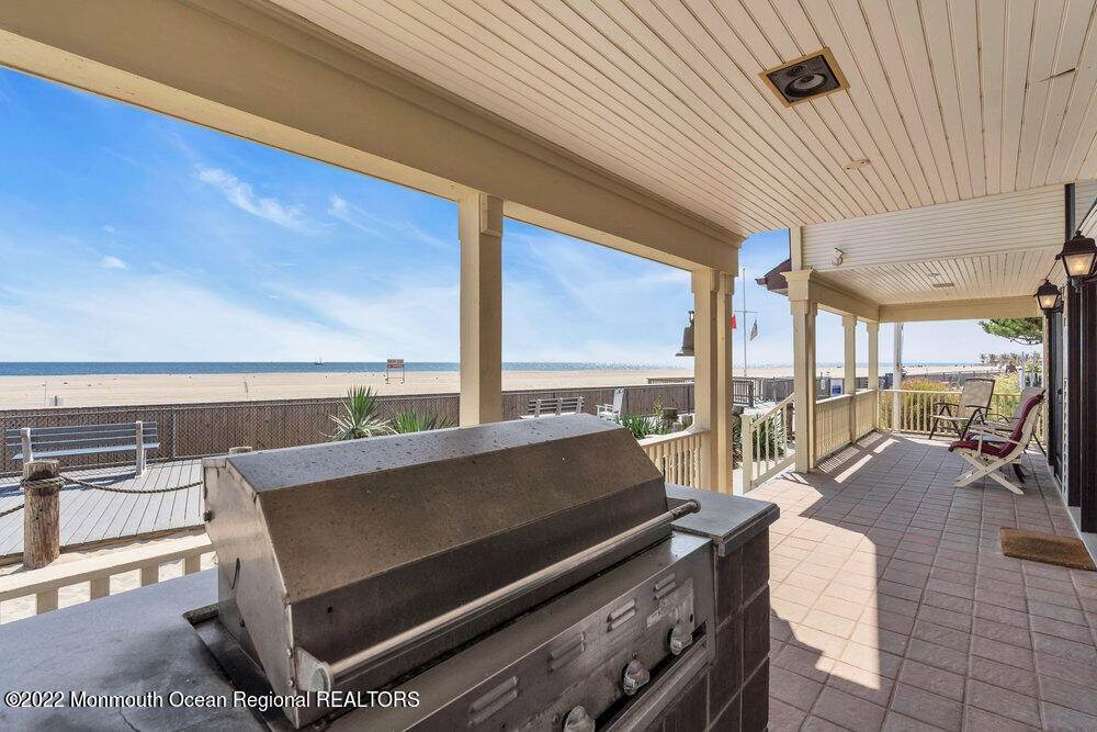 10. Single Family Homes for Sale at 175 Boardwalk Point Pleasant Beach, New Jersey 08742 United States