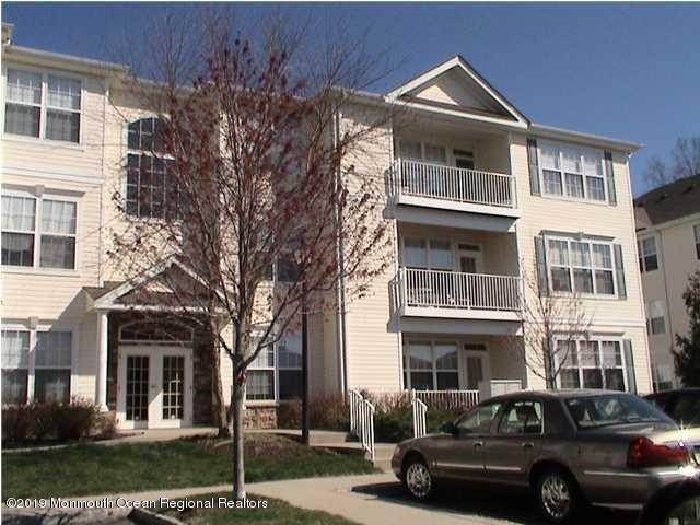 Residential Lease at 378 St Andrews Place Manalapan, New Jersey 07726 United States