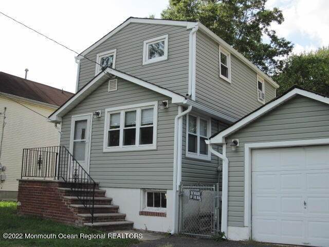 2. Single Family Homes for Sale at 61 Rosewood Drive Keyport, New Jersey 07735 United States