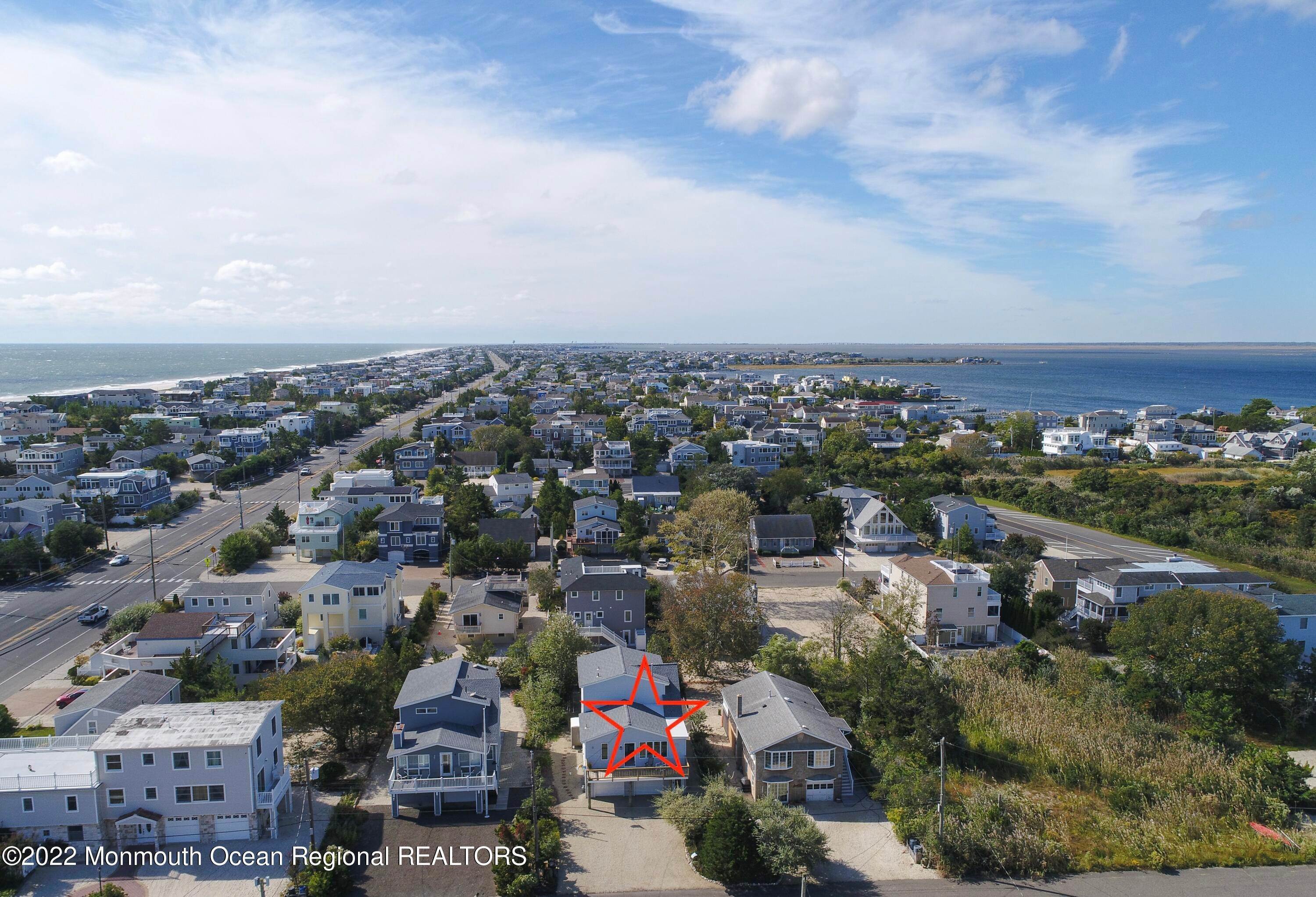 9. Single Family Homes for Sale at 6 W 28th Street Barnegat Light, New Jersey 08006 United States