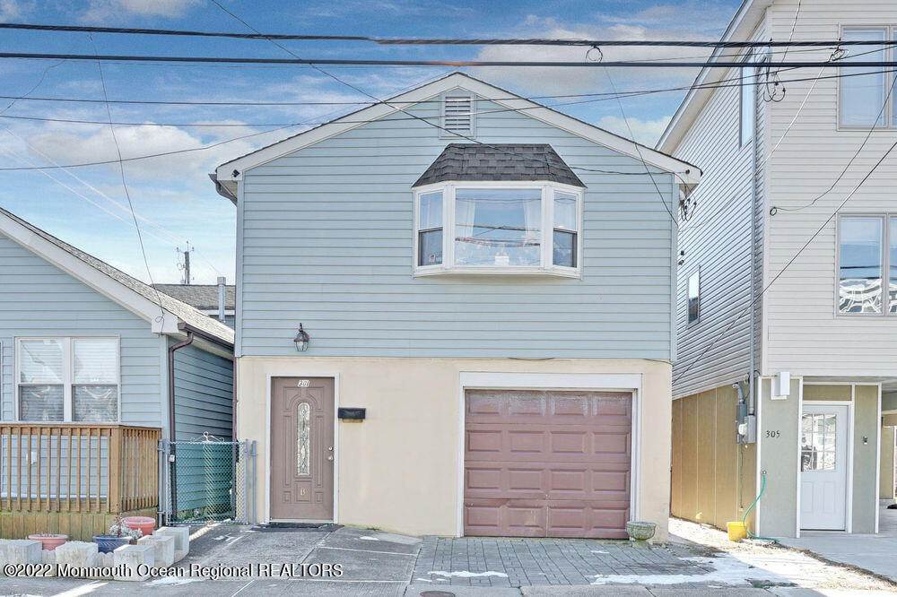 2. Single Family Homes for Sale at 301 Franklin Avenue B Seaside Heights, New Jersey 08751 United States