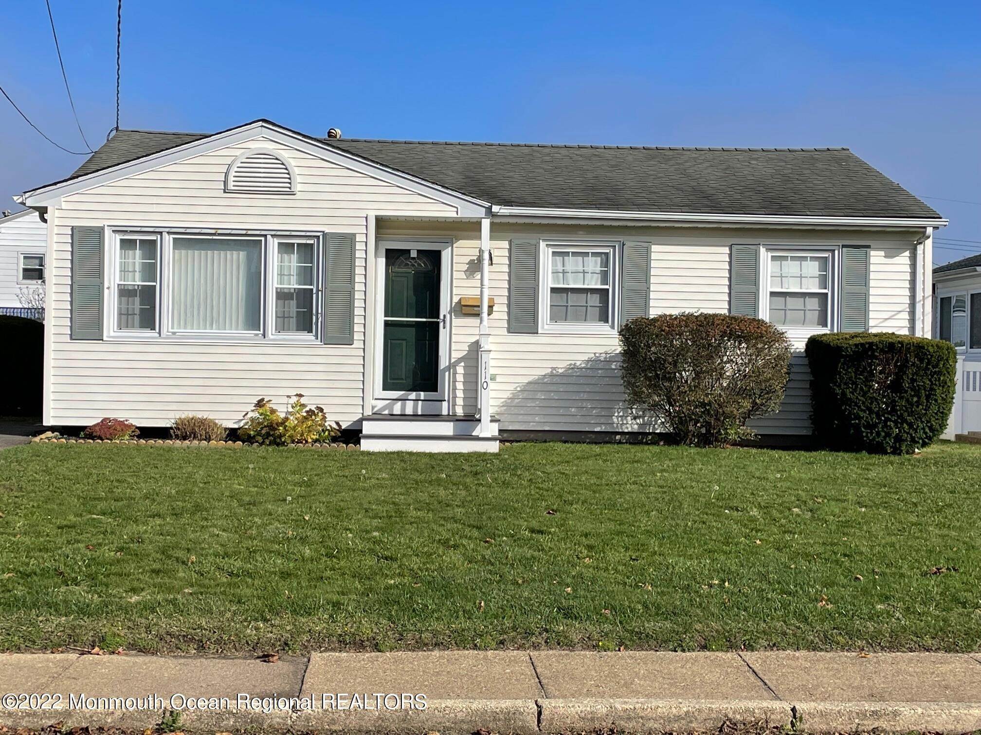 Single Family Homes for Sale at 110 Griffiths Avenue Point Pleasant Beach, New Jersey 08742 United States