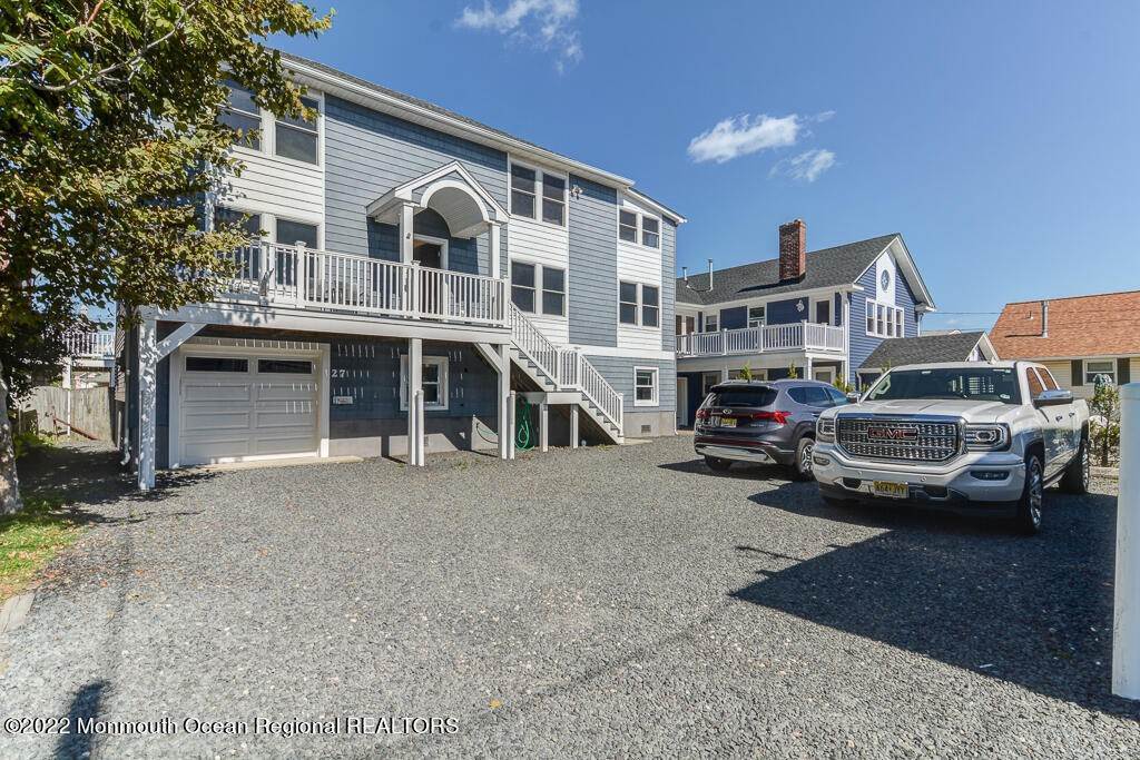 2. Single Family Homes for Sale at 27 Arnold Avenue Point Pleasant Beach, New Jersey 08742 United States