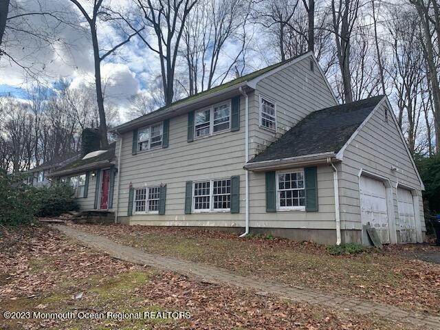 1. Single Family Homes for Sale at 17 Crane Court Middletown, New Jersey 07748 United States