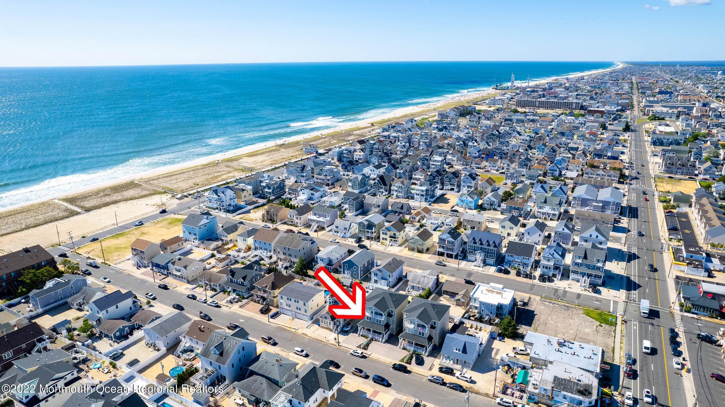 5. Single Family Homes for Sale at 17 6th Avenue A Ortley Beach, New Jersey 08751 United States