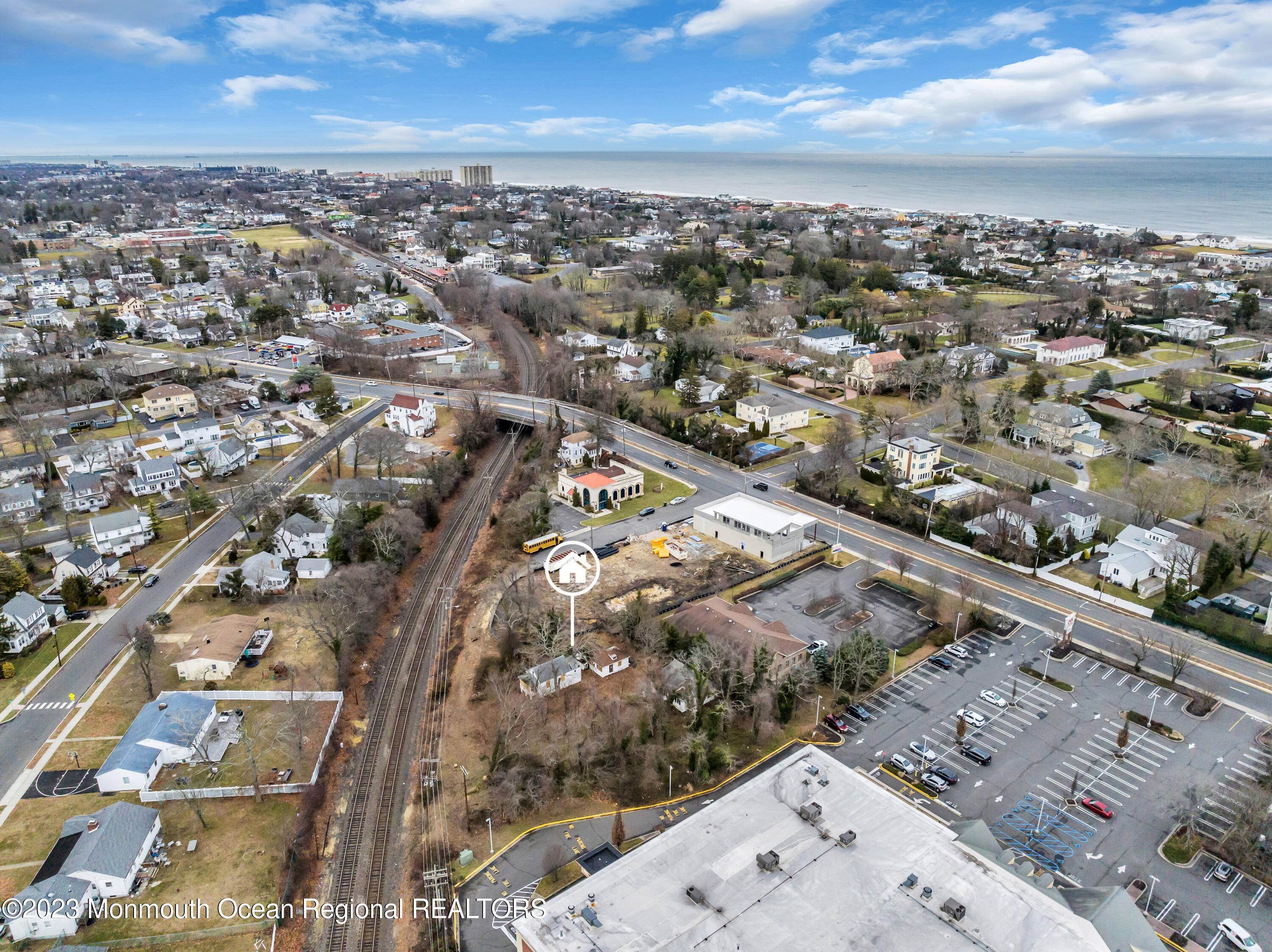 10. Commercial for Sale at 210 Jerome Avenue Oakhurst, New Jersey 07755 United States