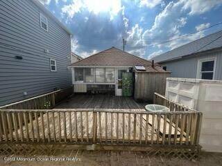 20. Single Family Homes for Sale at 142 Ocean Avenue Point Pleasant Beach, New Jersey 08742 United States