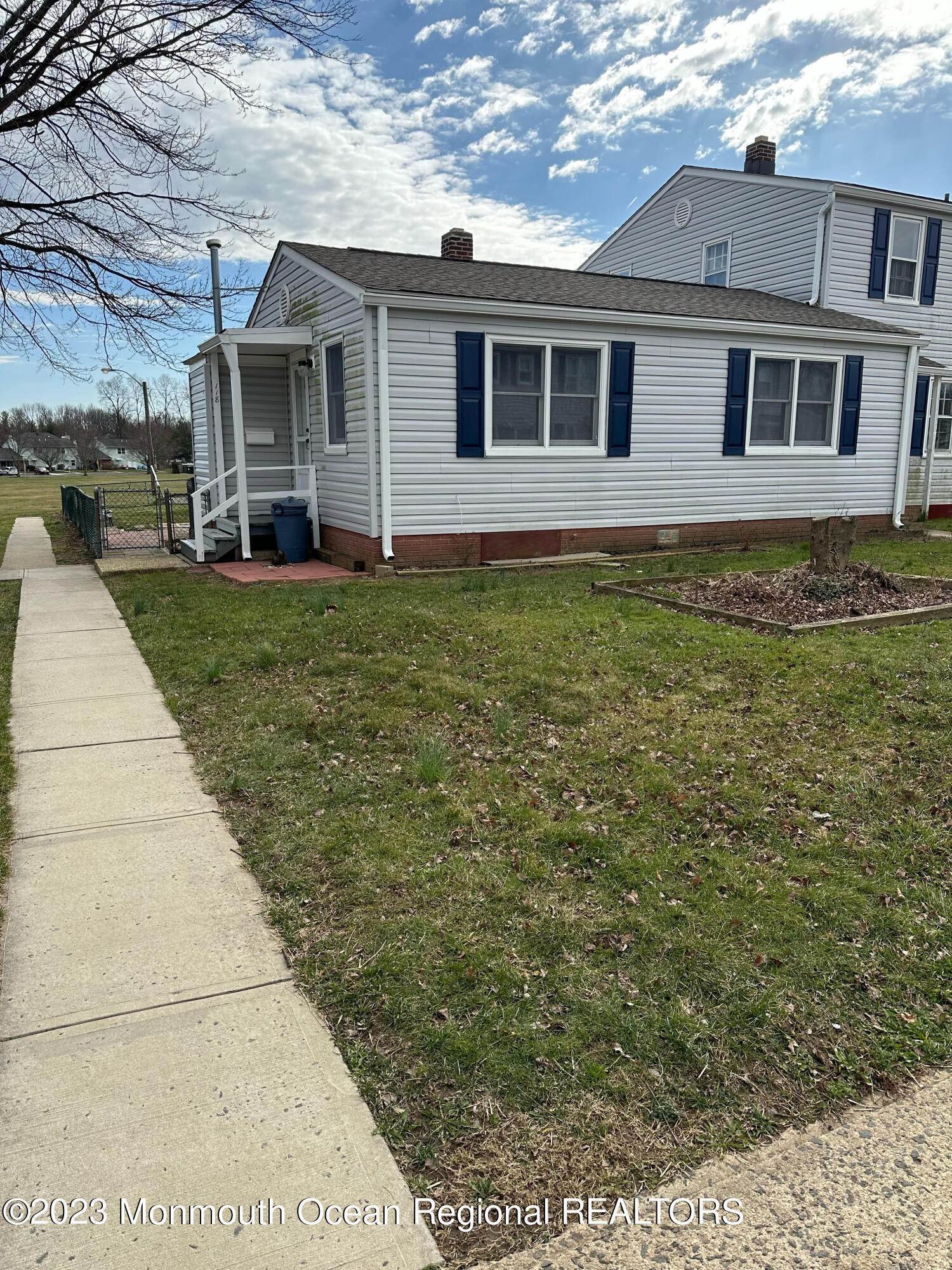 Single Family Homes for Sale at 118 Belshaw Avenue Shrewsbury Township, New Jersey 07724 United States