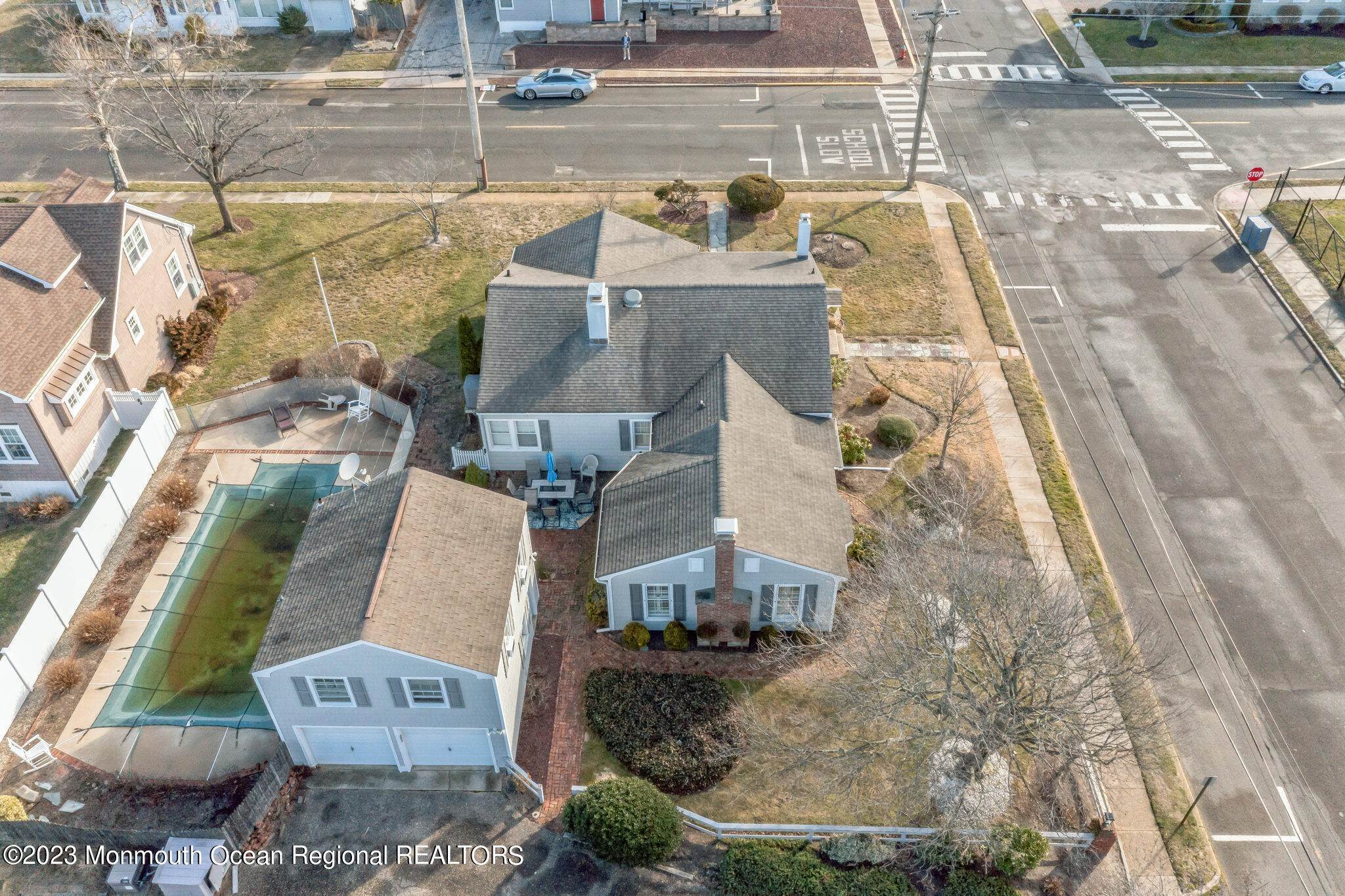 18. Single Family Homes for Sale at 157 Chicago Avenue Point Pleasant Beach, New Jersey 08742 United States