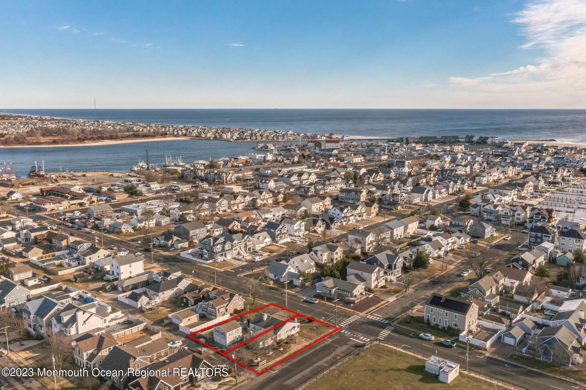 4. Single Family Homes for Sale at 157 Chicago Avenue Point Pleasant Beach, New Jersey 08742 United States