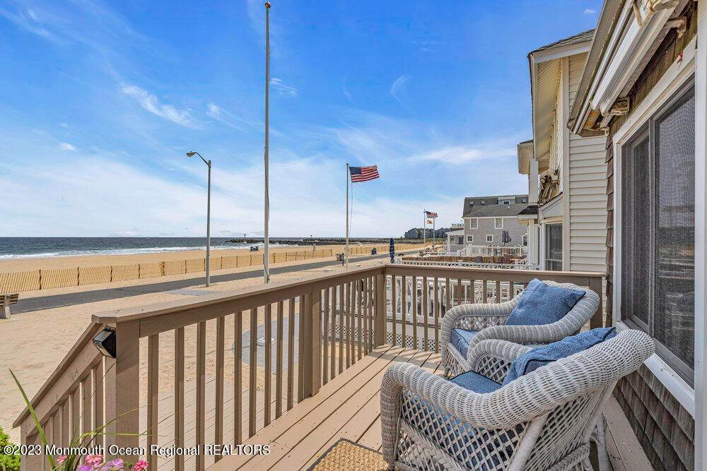 18. Single Family Homes for Sale at 405 Beach Front Manasquan, New Jersey 08736 United States