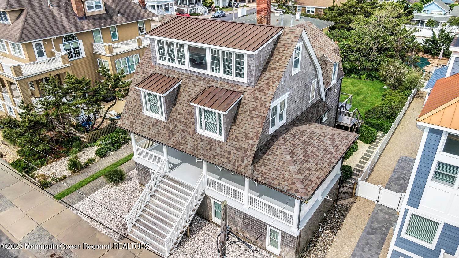 4. Single Family Homes for Sale at 809 S Ocean Avenue Seaside Park, New Jersey 08752 United States