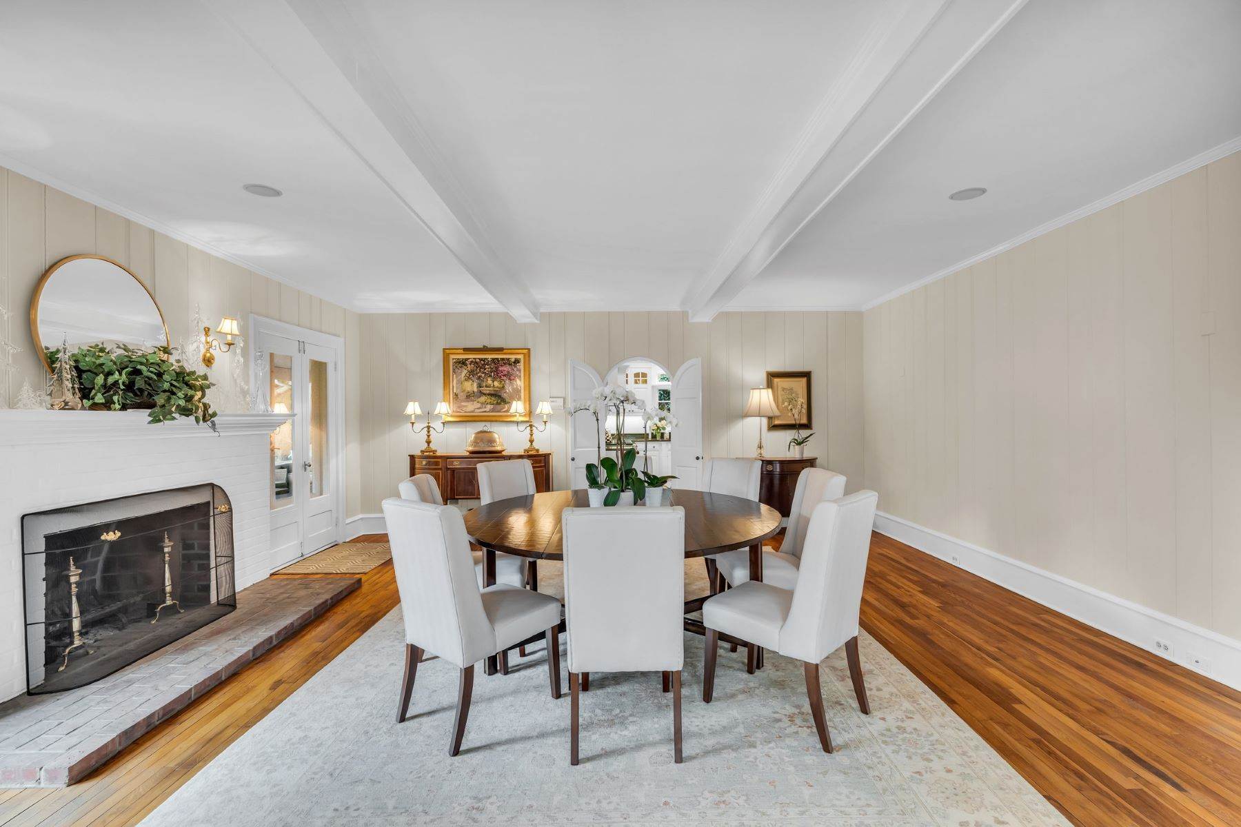 5. Single Family Homes for Sale at Exceptional Estate 2 Allencrest Road Rumson, New Jersey 07760 United States