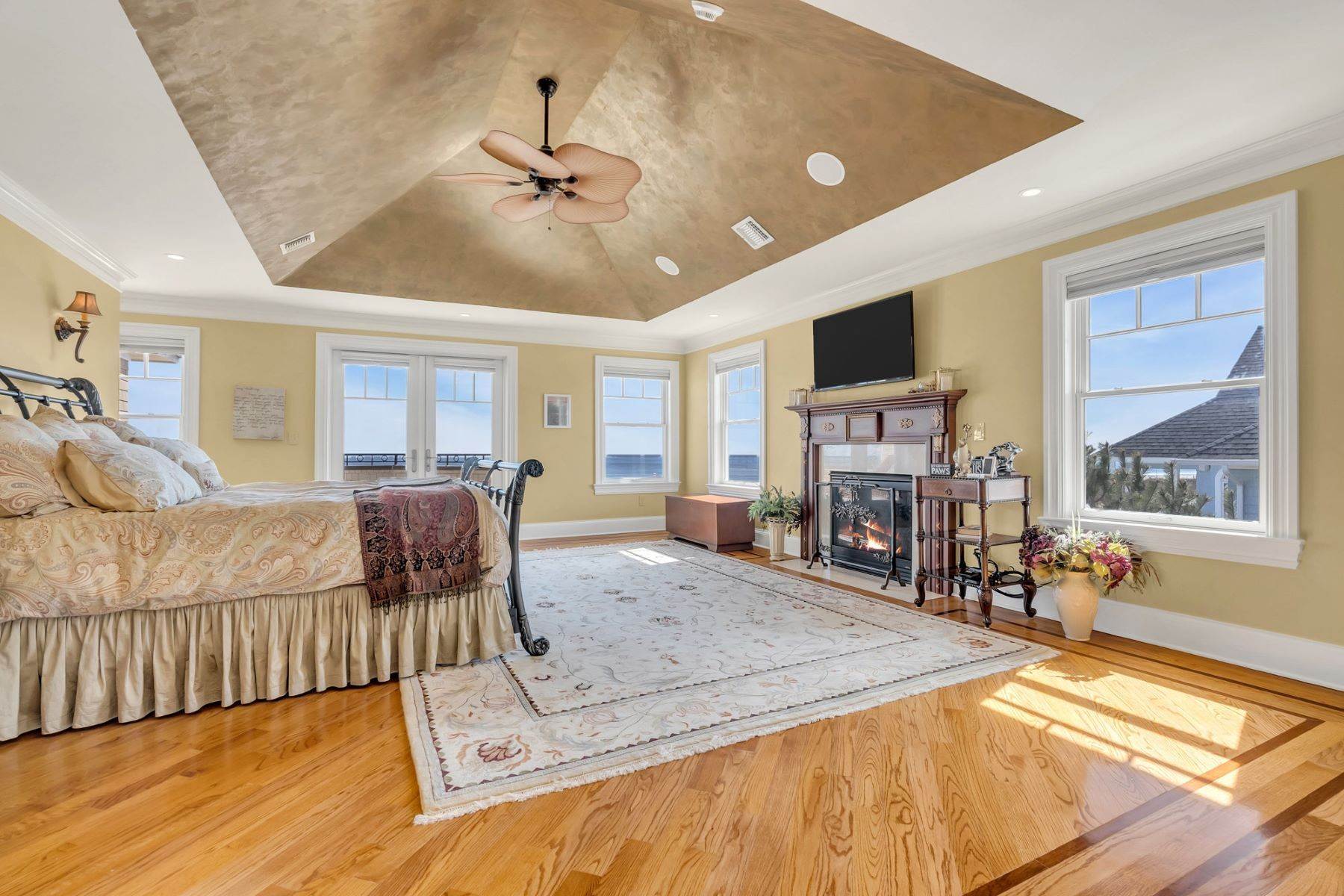 34. Single Family Homes for Sale at Unparalleled Oceanfront Home 1805 Ocean Avenue Spring Lake, New Jersey 07762 United States