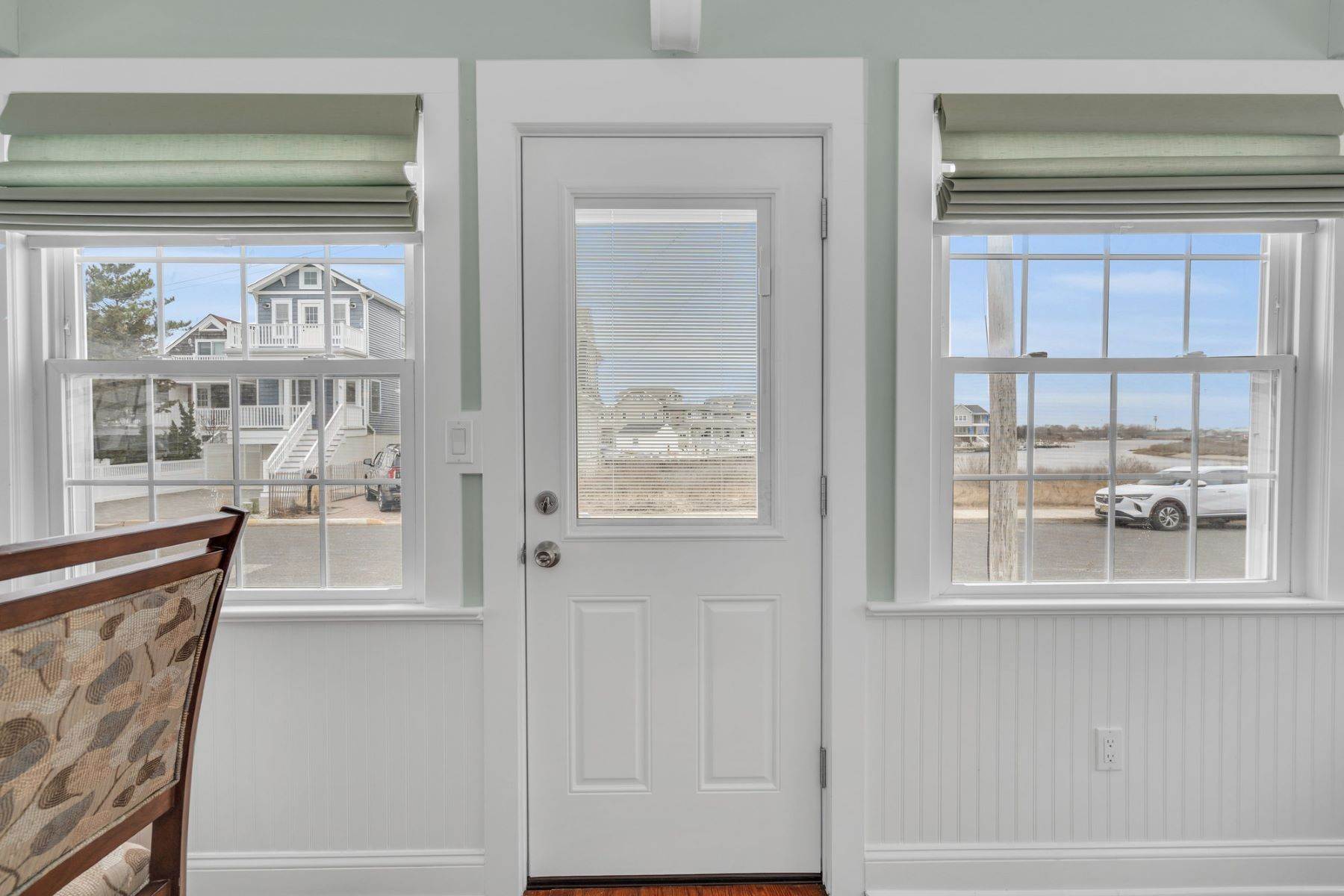 6. Single Family Homes at Charming Vacation Rental in Manasquan 70 2nd Avenue Manasquan, New Jersey 08736 United States