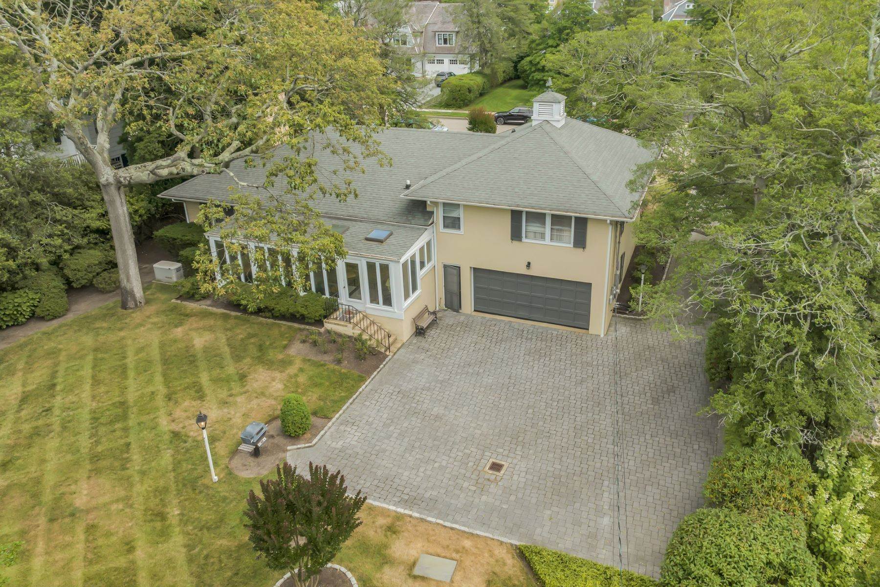39. Single Family Homes for Sale at Build Your Dream Home or Renovate 206 Boston Boulevard Sea Girt, New Jersey 08750 United States