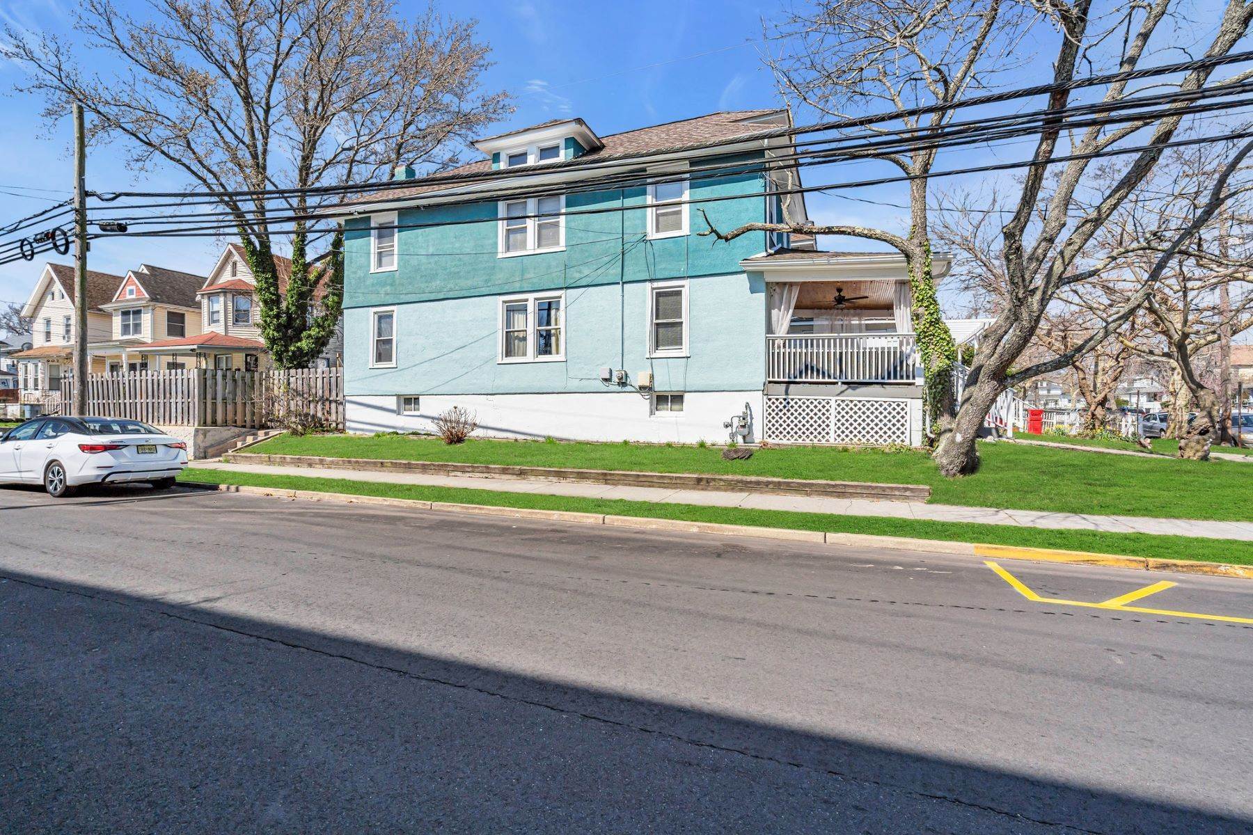 41. Single Family Homes for Sale at Inviting Seashore Colonial 1100 2nd Avenue Asbury Park, New Jersey 07712 United States