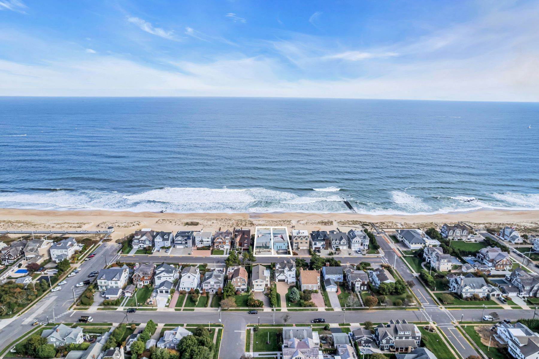 12. Single Family Homes for Sale at Sea Girt Living at It's Best 712 Morven Terrace Sea Girt, New Jersey 08750 United States