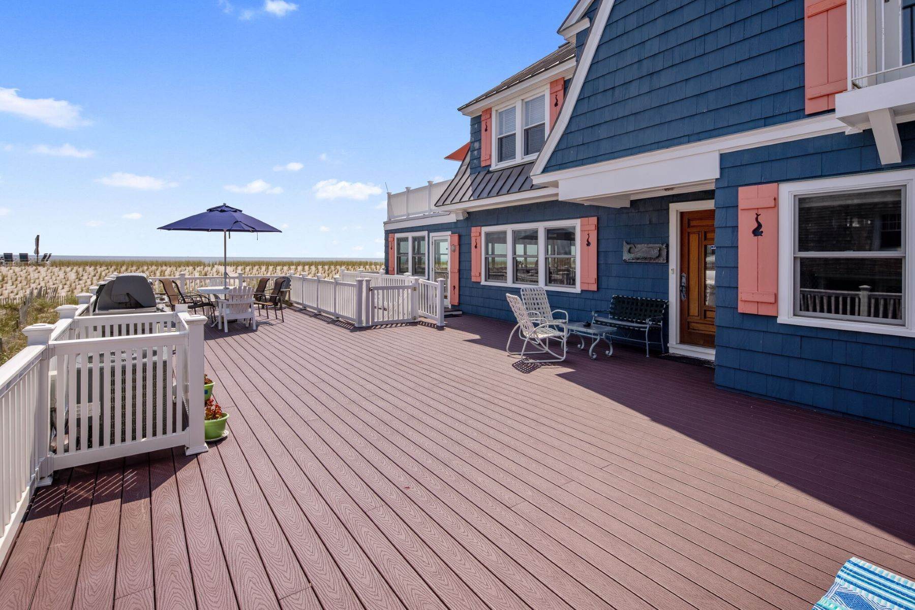 7. Single Family Homes for Sale at 'The Copper House' Classic Beach Home with Modern Touches 409 East Avenue Bay Head, New Jersey 08724 United States