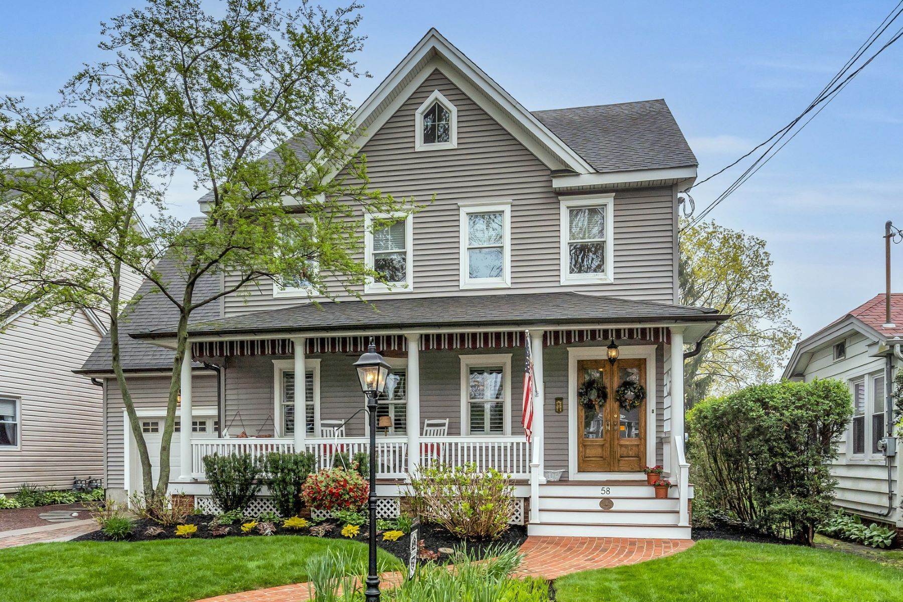 Single Family Homes for Sale at Charming Custom Colonial 58 Morris Avenue Manasquan, New Jersey 08736 United States