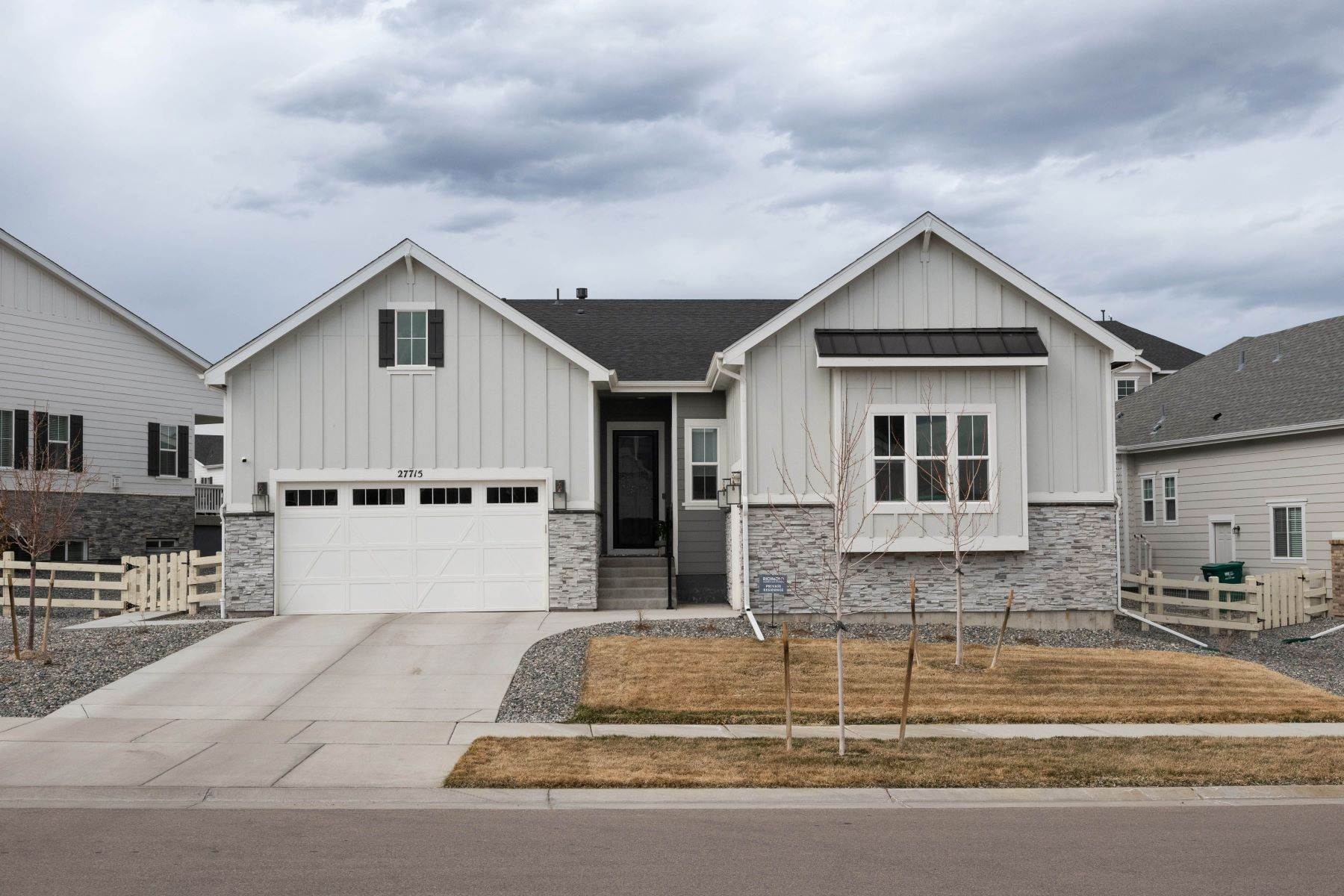 Single Family Homes for Sale at Modern and Sleek Ranch With Ultimate Luxury 27715 E Davies Drive Aurora, Colorado 80016 United States