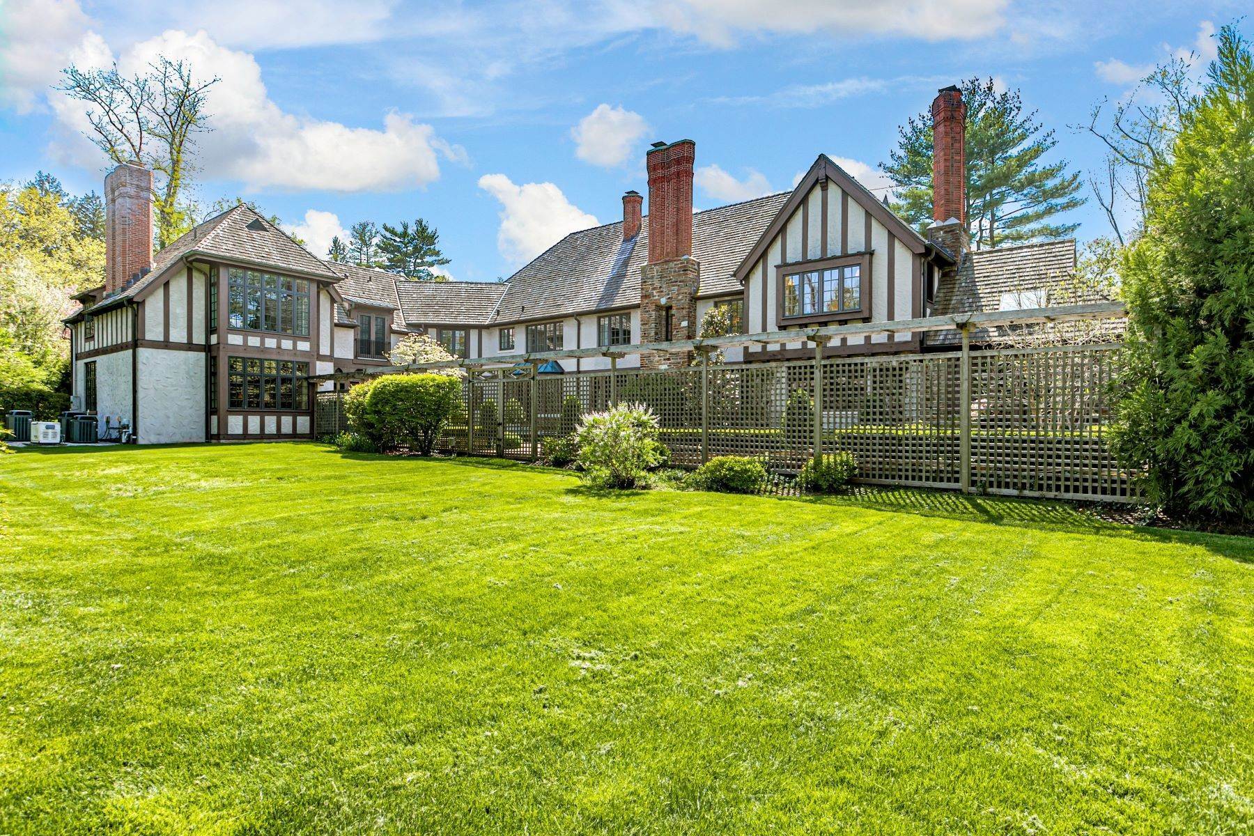 2. Single Family Homes for Sale at Stunning Tudor in the Esteemed Western Section 193 Elm Road Princeton, New Jersey 08540 United States